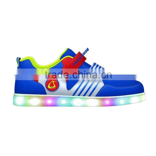 Latest Design Flashing LED Light Shoe for Children photo-5