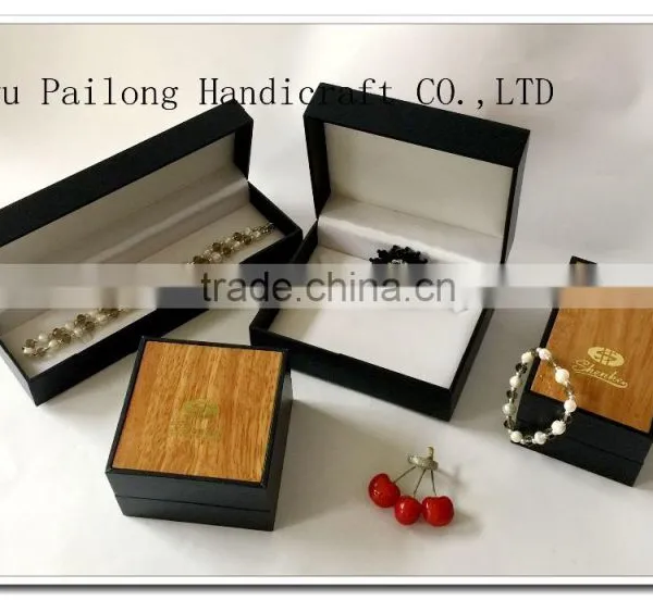 Custom-made Jewlery Packaging Box Plastic Packagibf Box photo-5