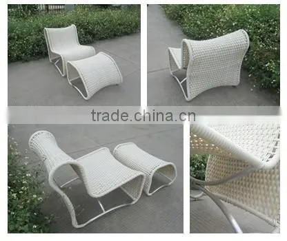 Outdoor Beach Chair Rattan Poolside Sun Lounger Used for Hotel Garden Furniture photo-2