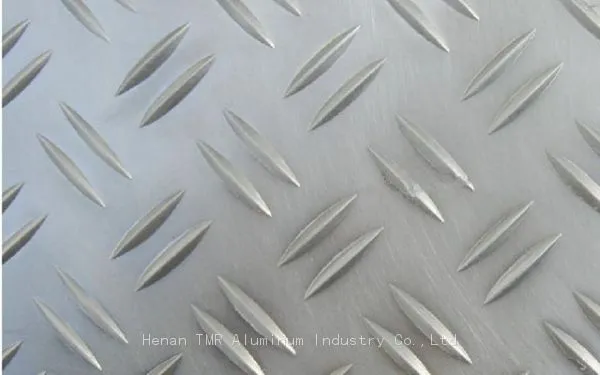 3003 2-Bar Aluminum Checker Plate - Corrosion-Resistant & Anti-Slip Tread Sheet photo-3