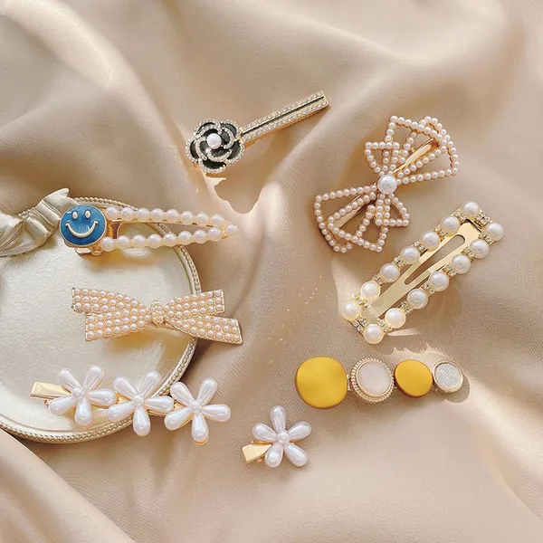 Wholesale Cute Pearl Hair Clip Trendy Rhinestone & Heart Hair Clips – Vintage-Style Bangs Clips & Hair Accessories photo-4