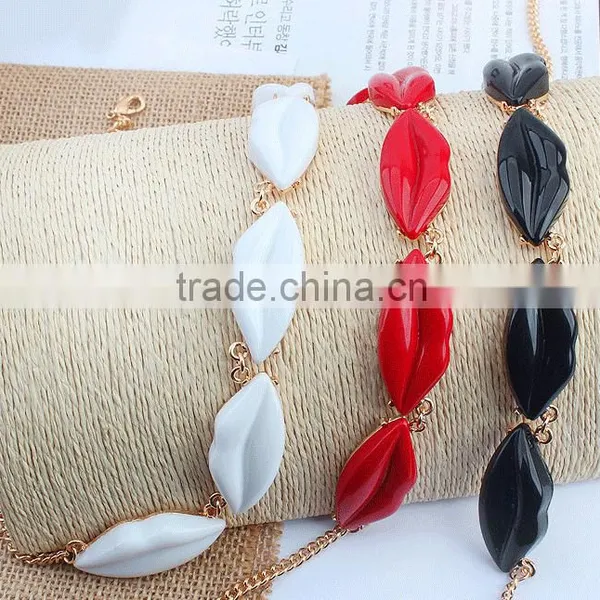 Newest Exaggerate High Quality Alloy Sexy Lip Necklace Europe and America Jewelry Wholesale photo-2