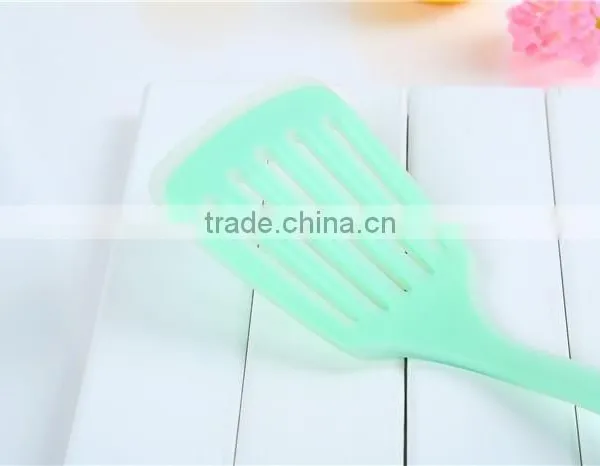 Kitchen Silicone Spatula Cooking Pizza Slotted Spatula, High Quality Slotted Turner, Eco-friendly Slotted Turner photo-5