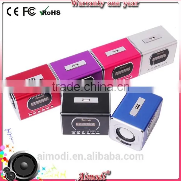 2015 Innovative fm Radio Digital Speaker With Alarom Clock qi Charging Remote Control photo-5