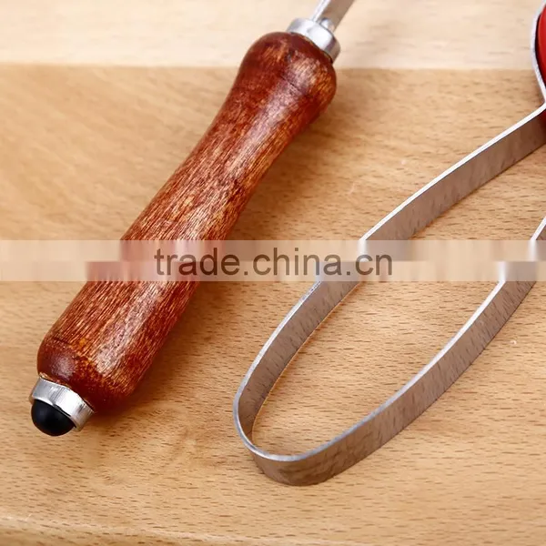 Wooden Handle Round Head Good Quality Stainless Steel Vegetable and Fruit Peeler photo-2