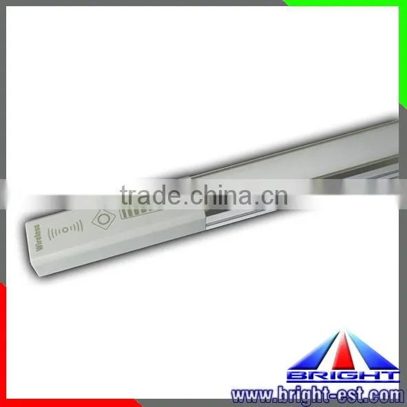 New Design 4ft 20w Surface Mounted Led Batten Linear Light for Office photo-4