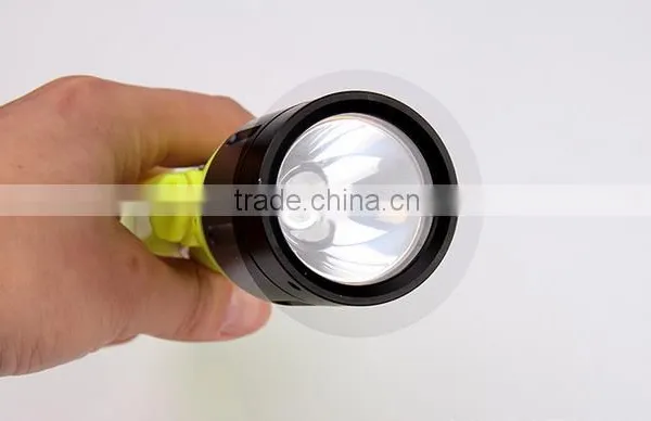 Hot Sales Factory Supply Rechargeable Waterproof Torch Light T6 LED Diving Powerful Led Flashlight photo-4