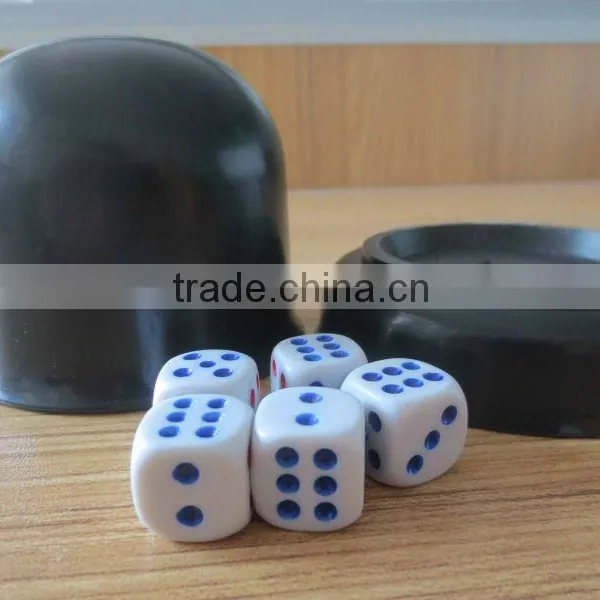 Casino Luck Games Plastic Black Dice Shaker Cup With 5 Dices