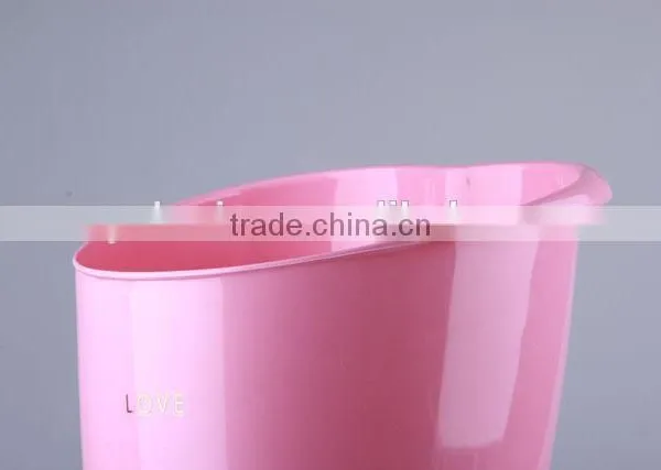 Heart-shaped Sloping Plastic Trash Can/Rubbish Bin Household Garbage Can photo-3