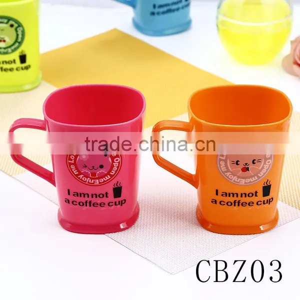 Factory Wholesale Fashional Style Plastic Food Grade Material Carton Imprint Tumbler Cups photo-3
