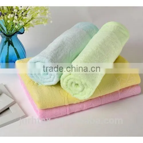 Customize Logo Thin Soft Bamboo Fabric Bath Towel photo-3