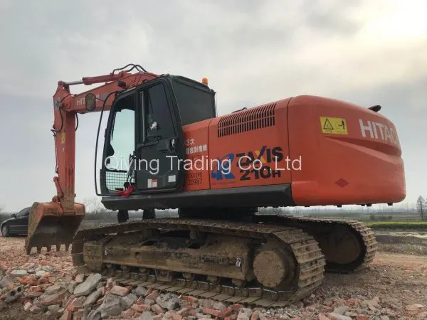 HITACHI 210H EXCAVATOR
