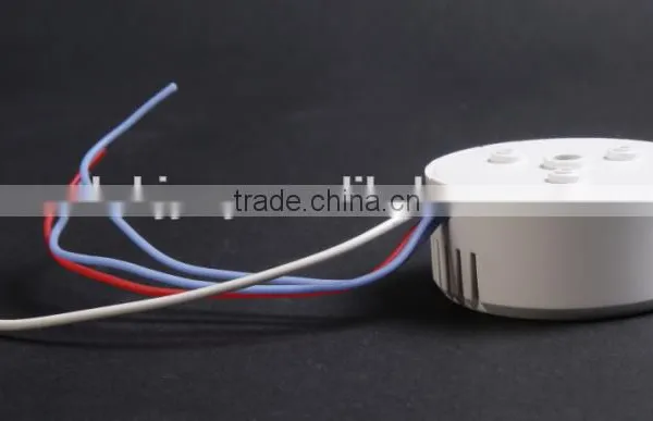 Circular external radar sensor switch with photosensitive