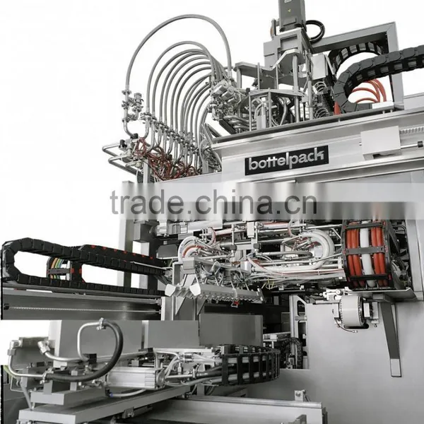 Compact Bottelpack(R) Installation for the Production of Single Containers in PE, PP or Other Plastics. Volumes up to 2,000 Ml.