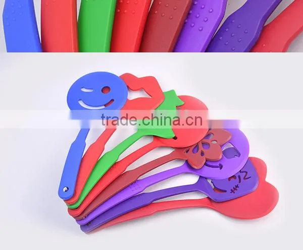 Different Colorful Cute Smile Face Shape Nylon Plastic Kitchen Utensil Sets photo-4