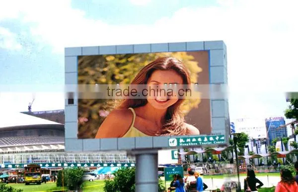 French HD Advertising Outdoor Mobile Led Screen