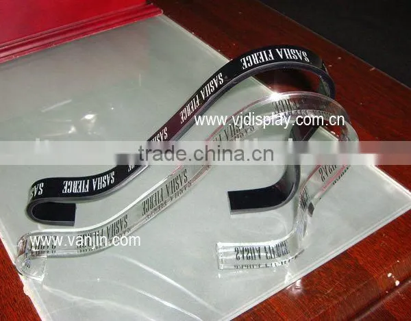 Acrylic shoe trees