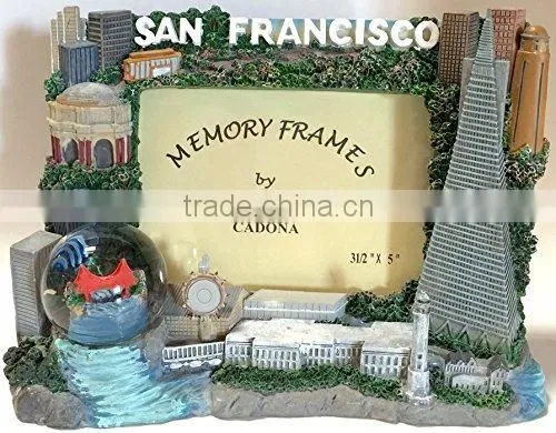 Polyresin/Resin San Francisco Picture Frame With Snow Globe photo-3