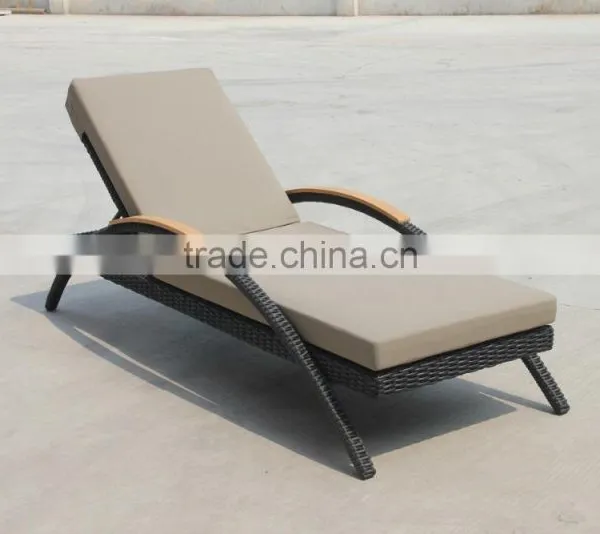 Factory Direct Wholesale Outdoor Furniture Sunbed photo-2