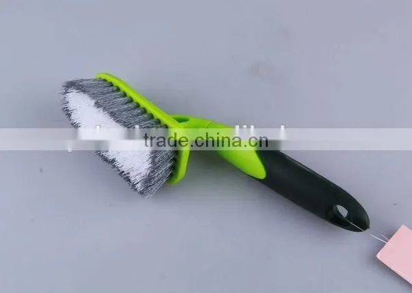 Double-colored Plastic Cleaning Brush photo-2