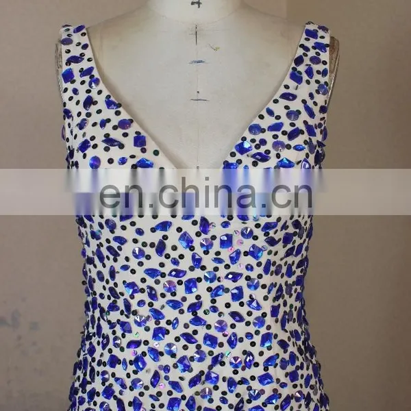 Gorgeous V Neckline Sleeveless Sheath Heavy Beaded Made In China Evening Dresses photo-4
