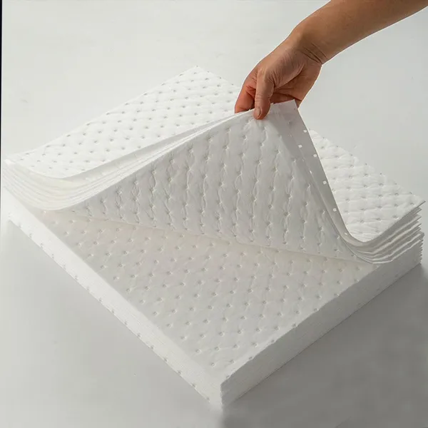 China Supplier 100% Polypropylene Oil Absorbent Pad for Oil Spill Control photo-3