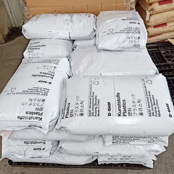 Industrial Grade PA66 Nylon Particles A3WG10 High Glass Fiber Filled For Heavy Duty Parts