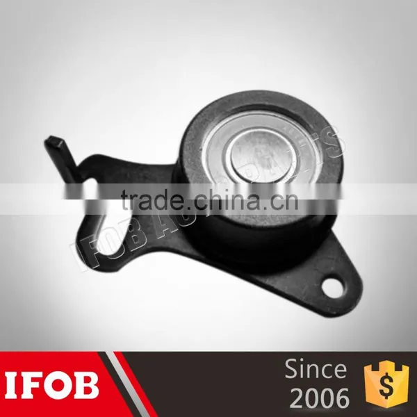 IFOB Car Part Supplier MD050125 Engine Parts Belt Tensioner Pulley