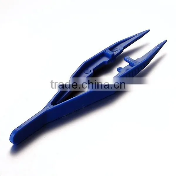 Medical Different Types of Plastic Forceps photo-3