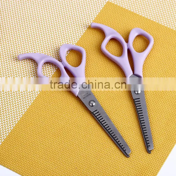 AOY18 Plastic Handle Hair Scissors , Easy Carry Safty Hair Cutting Scissors With Tooth photo-4