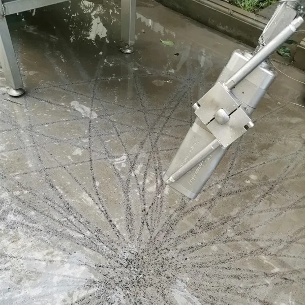 New Automatic High-Pressure Water Jet Cleaning Machine Three-Dimensional Rotating Nozzle for Chemical High Pressure Cleaning photo-2