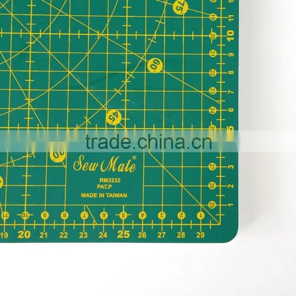 Wholesale Made In Taiwan High Quality Self-healing Rotatable Plastic Flexible Cutting Mat photo-3