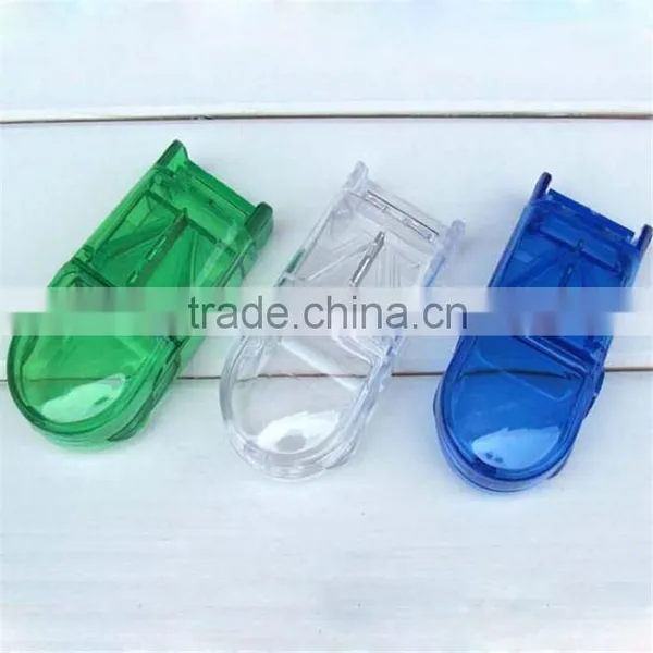 Colorful Plastic Pill Cutter and Crusher photo-6