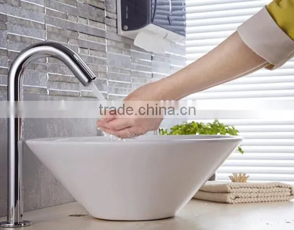 2015 Hot Sale Kitchen Mixer Automatic Hands Free Electronic Sensor Faucet photo-4