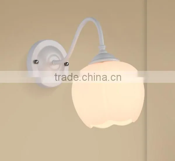 High Quality Cheap Price Glass Round Shape Wall Light Indoor Decor Wall Lamp Iron Base Wall Lamp photo-2
