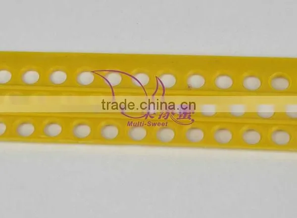 2017 Hot Sale Beekeeping Plastic/wooden Pollen Bee Trap photo-2