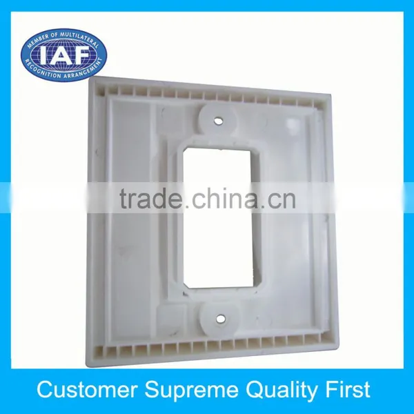 20 Years Old Plastic Injection Mould Maker for Machine Cover photo-5