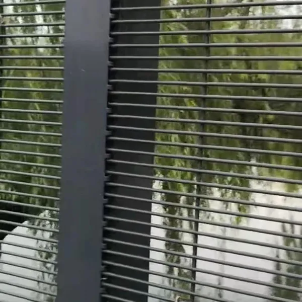 Professional 358 Anti Climb Security Fence High-Tensile Anti-Crawl Mesh Fence photo-2