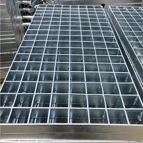 Wholesale of Walkway Boards for Engineering Construction, Q235 Steel Pedals, Galvanized Steel Grating, Anti - Slip Punched Steel Grating Manufacturers photo-5