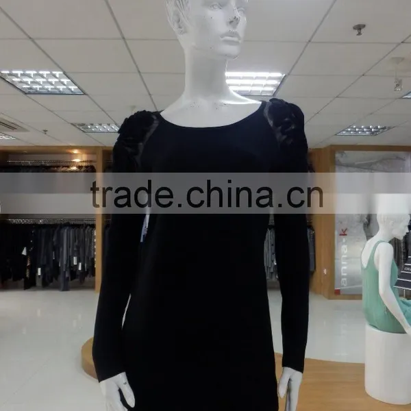 New Stylish 60%rayon 40%cotton 12gg Plain Stitch With Rose Flower Embroidery on Shoulder Knitwear Sweater photo-4