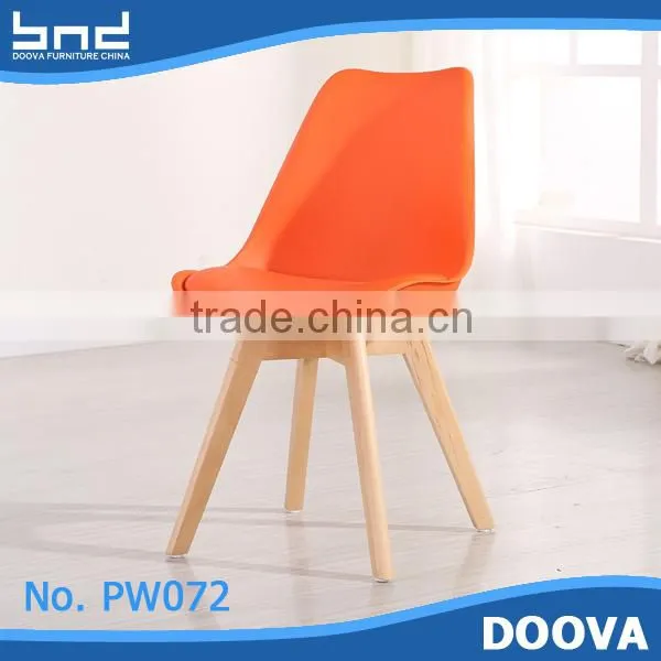 Customer Buy Chairs Wholesale in China With Price Quality Choice photo-2