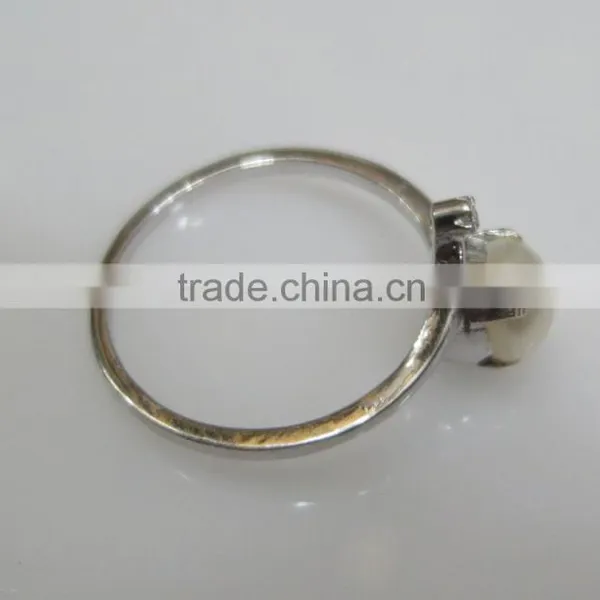 Sterling Silver Ring With Pearl & Diamond Natural Nontreated photo-2