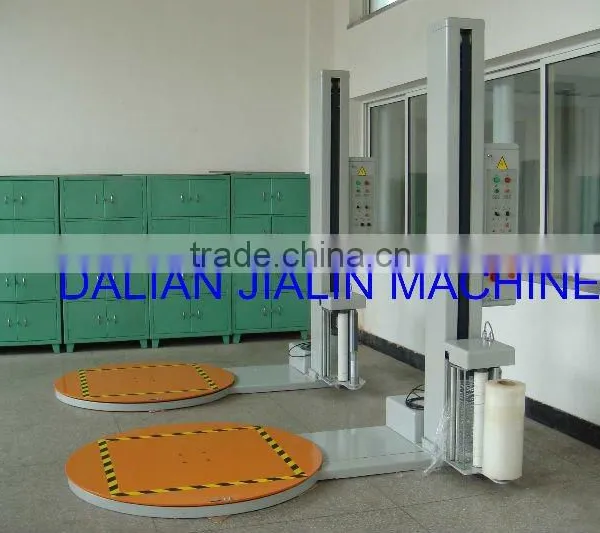 Strech wrapping machine