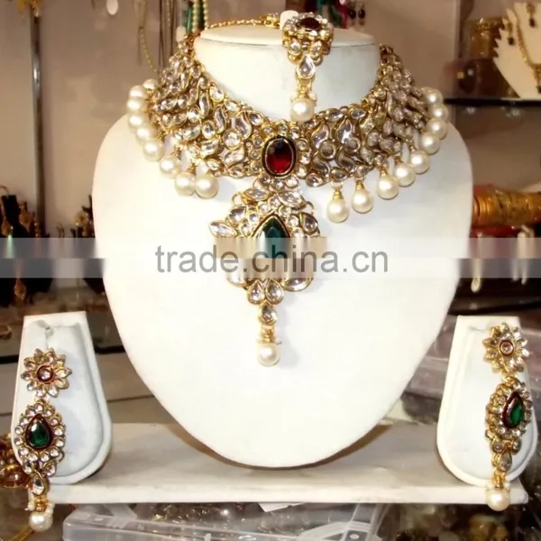 Gold Tone Kundan Pearl Choker Necklace Earring Set photo-6
