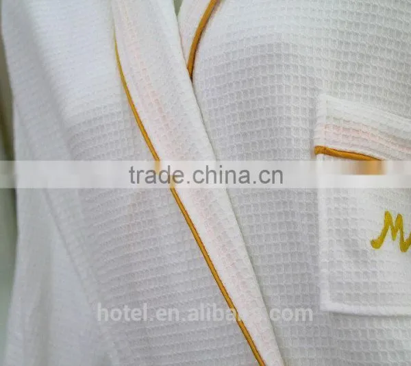 Chinese Products Waffle Bath Robe With Embroidery Logo photo-2