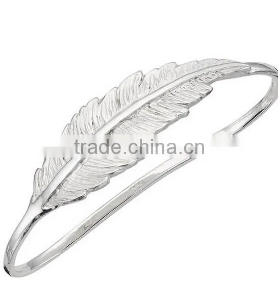 2015Fashion Gold Feather Hand Cuff Bangle photo-3