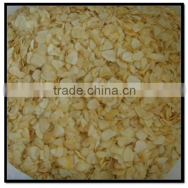 Dried Garlic Flakes