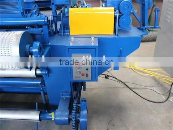New Design Fence Welded Wire Mesh Making Machine Factory in China photo-5