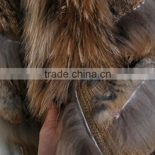 YR645 Unique Design Rabbit and Raccoon Real Fur Vest photo-4
