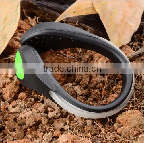 Portable Bike Cycling Sports Shoes Wrist Safety Signal LED Light Clip Free Shipping photo-3